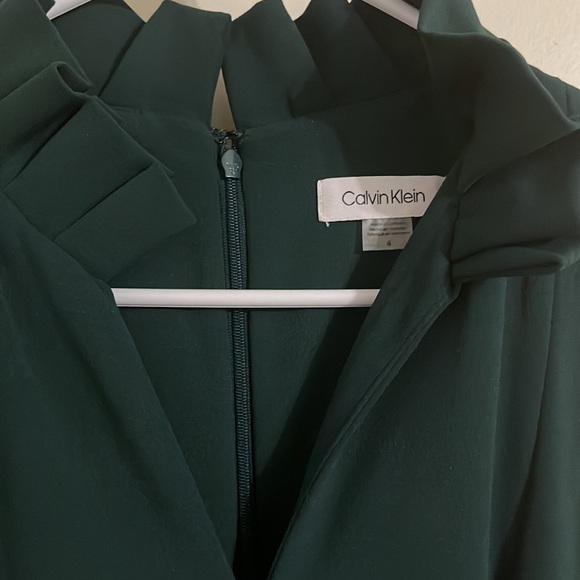 Dark green Calvin Klein dress size 4. NWT - Picture 2 of 8